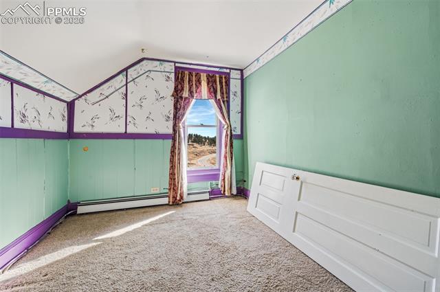 310 E Whiting Avenue