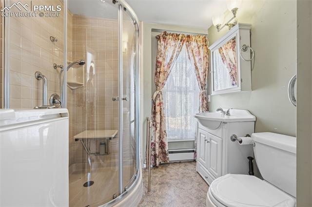 310 E Whiting Avenue