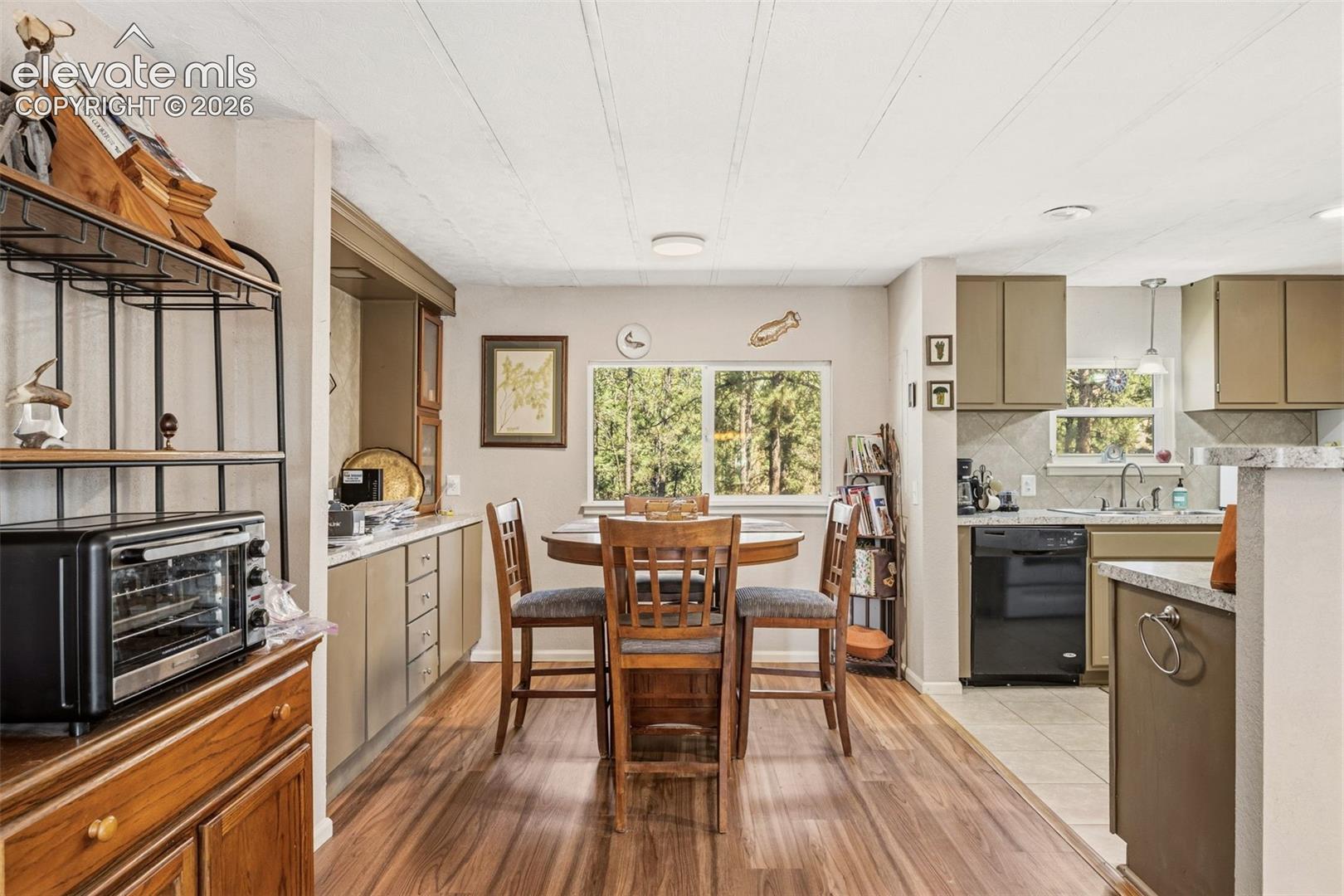 1299 Pikes Peak Drive
