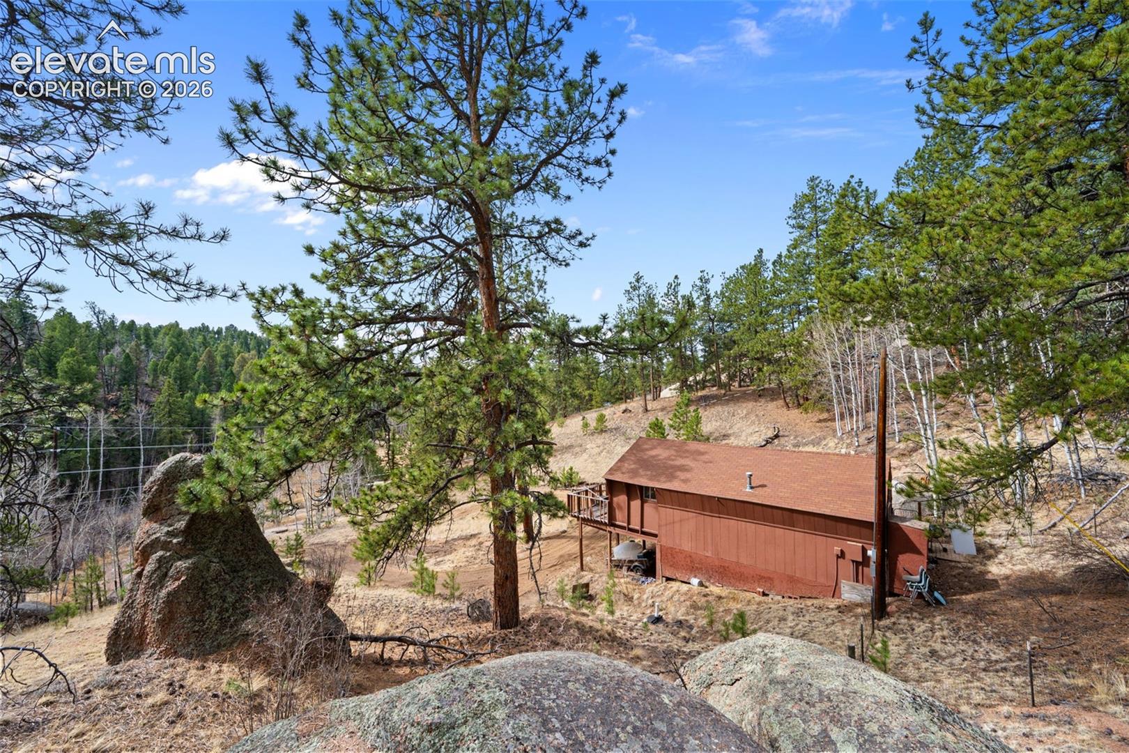 553 Arrowhead Road