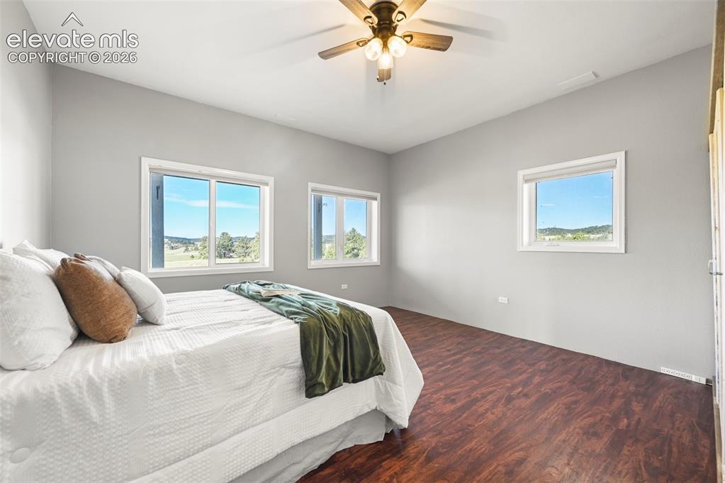 224 Lakeview Forest Heights