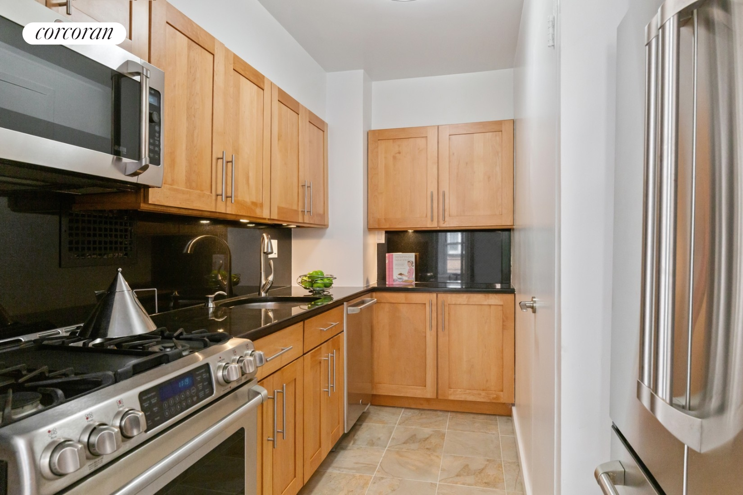 150 E 77TH Street 3D