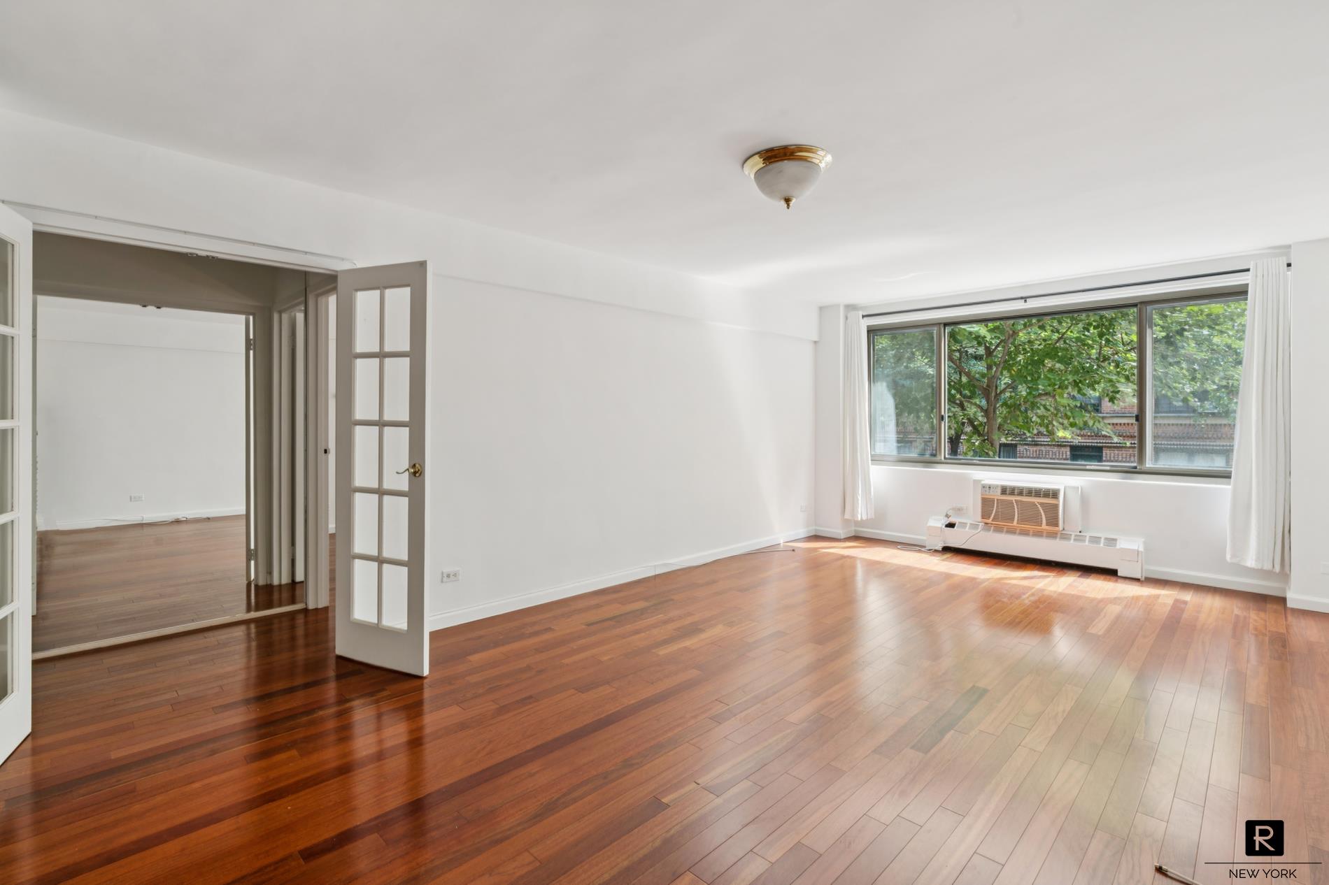 425 E 63rd Street W2F