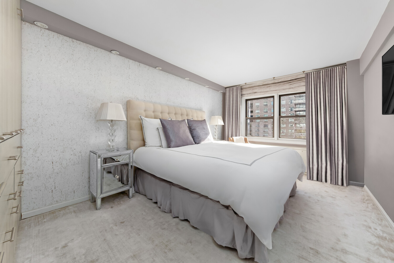 220 E 67TH Street 11G