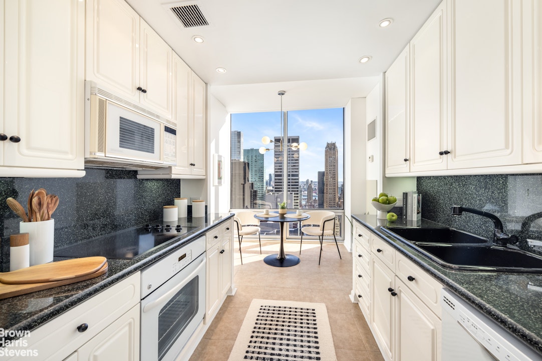 641 5TH Avenue 34D2