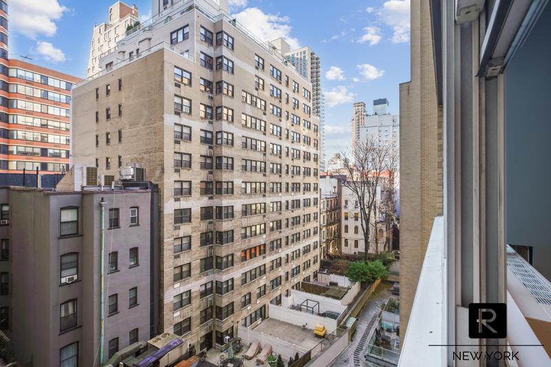 370 E 76th Street B707