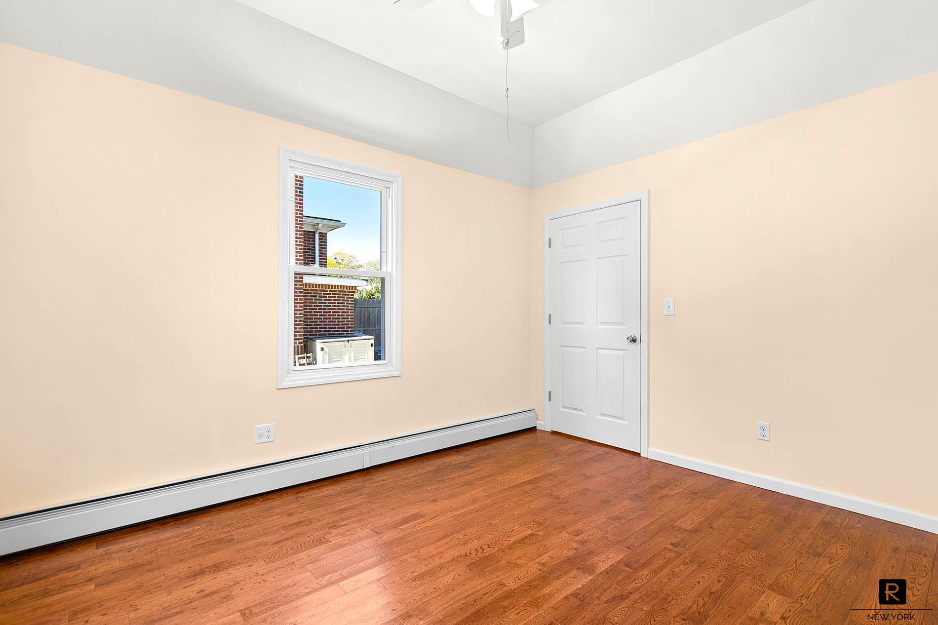 171 Rochelle Street
