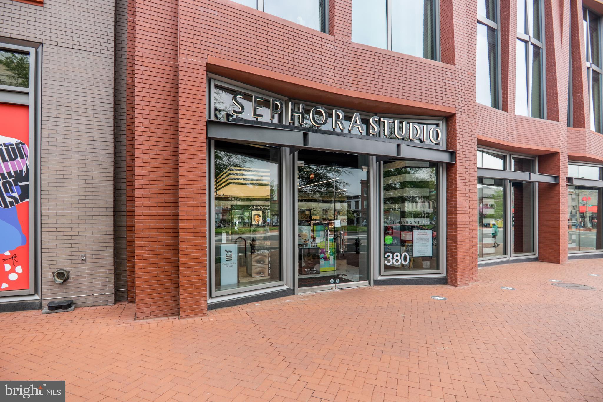 1704 INDEPENDENCE AVENUE SE