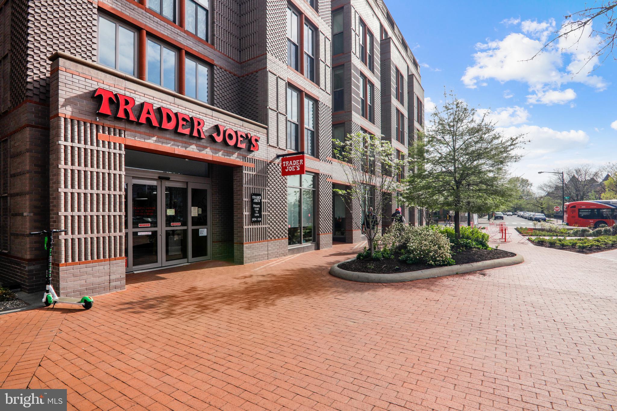 1704 INDEPENDENCE AVENUE SE