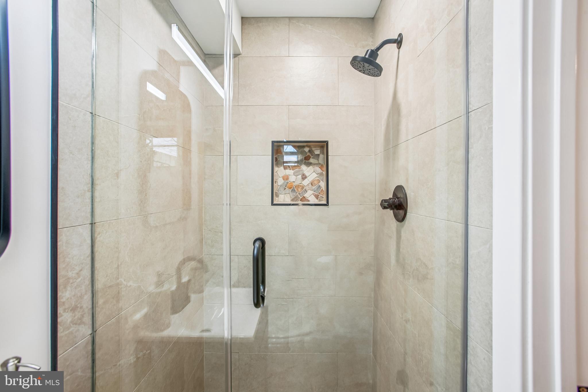 1704 INDEPENDENCE AVENUE SE