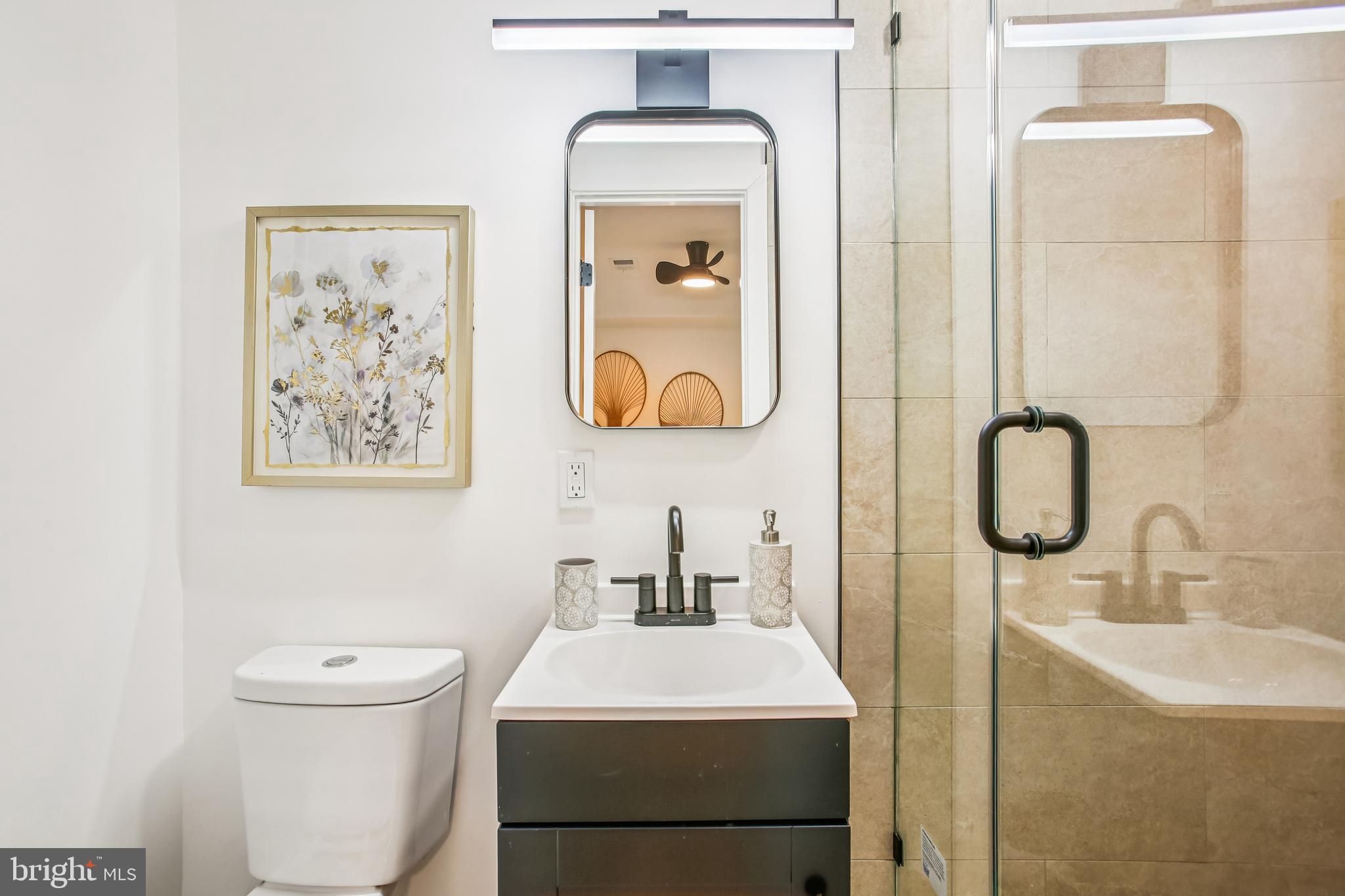 1704 INDEPENDENCE AVENUE SE