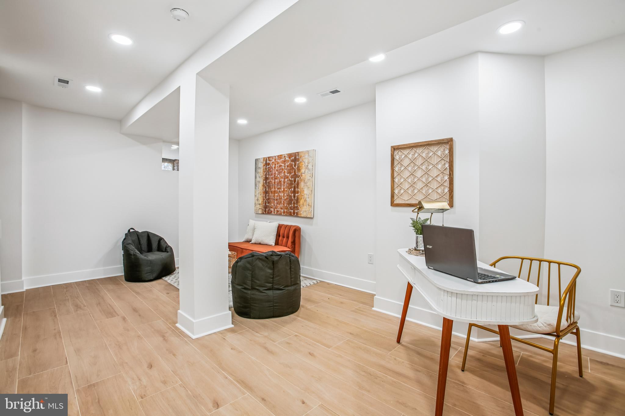 1704 INDEPENDENCE AVENUE SE