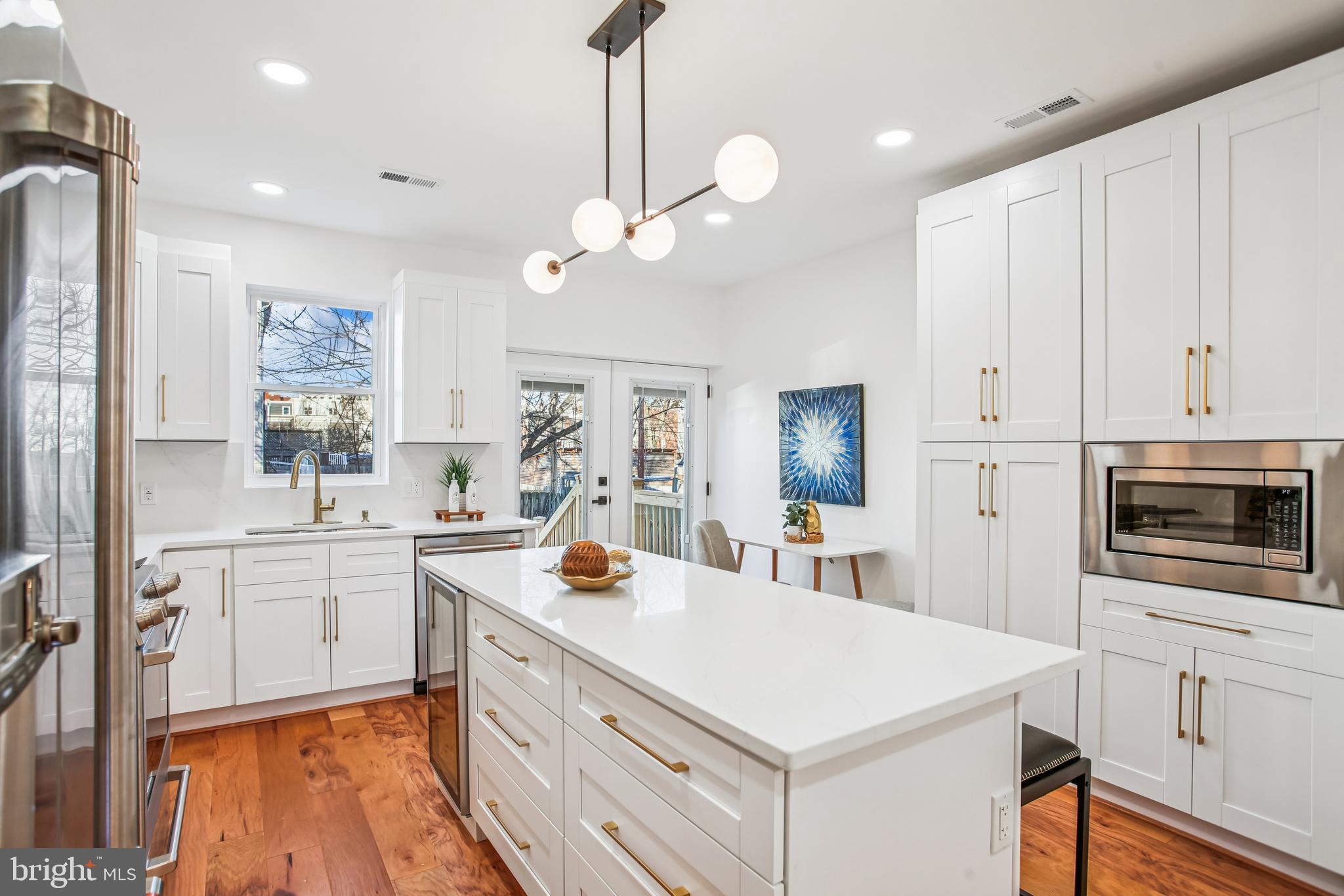 1704 INDEPENDENCE AVENUE SE