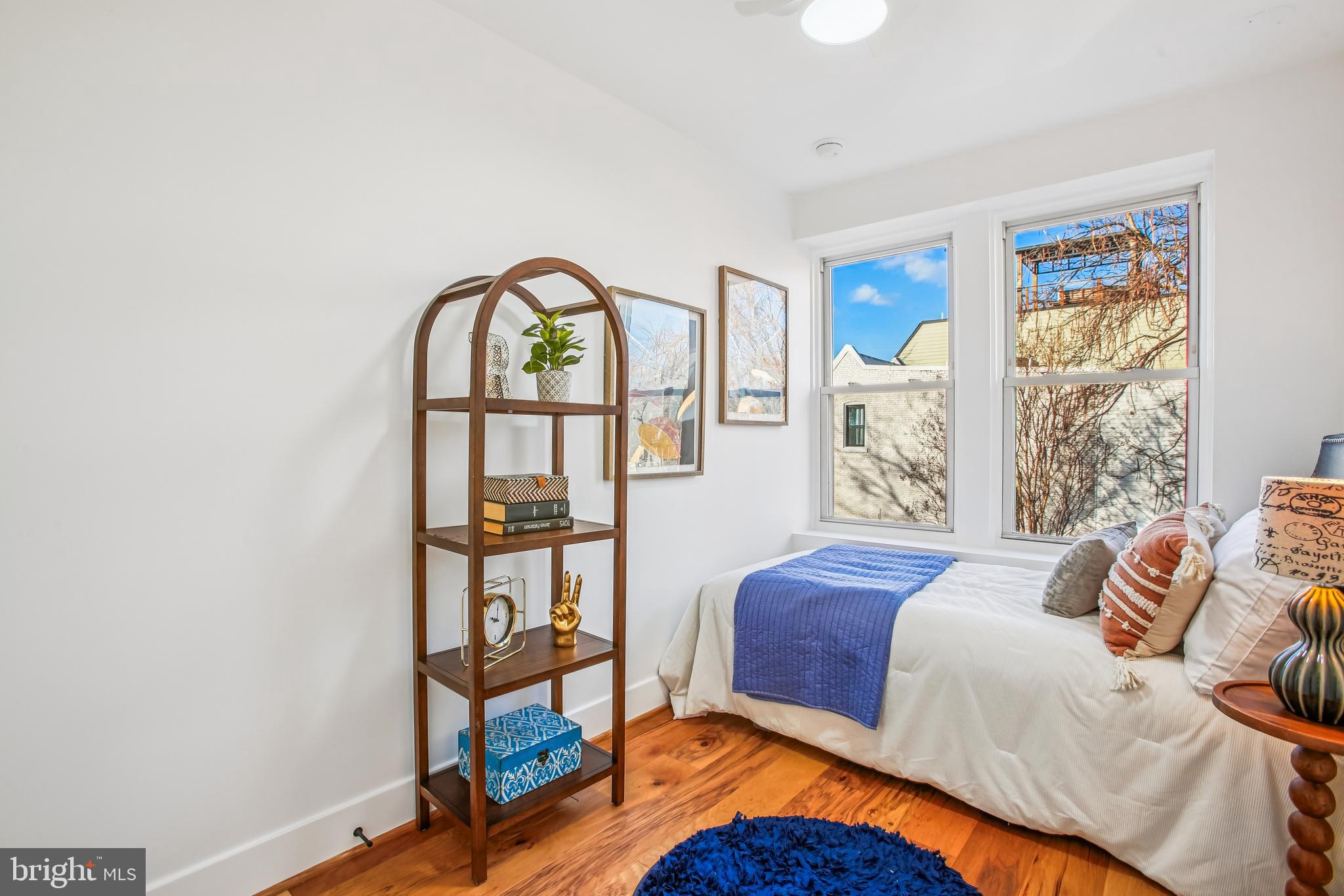 1704 INDEPENDENCE AVENUE SE