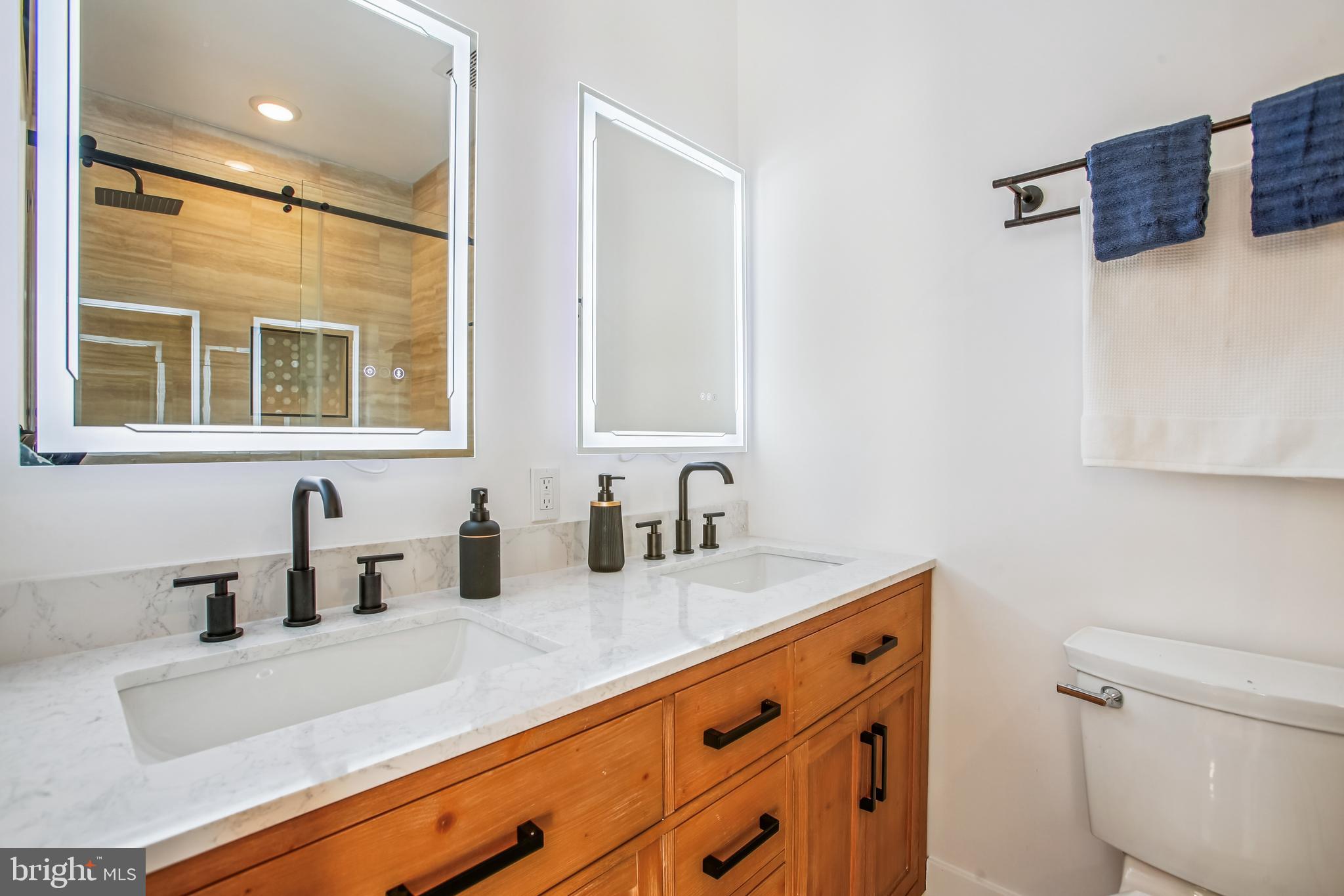 1704 INDEPENDENCE AVENUE SE