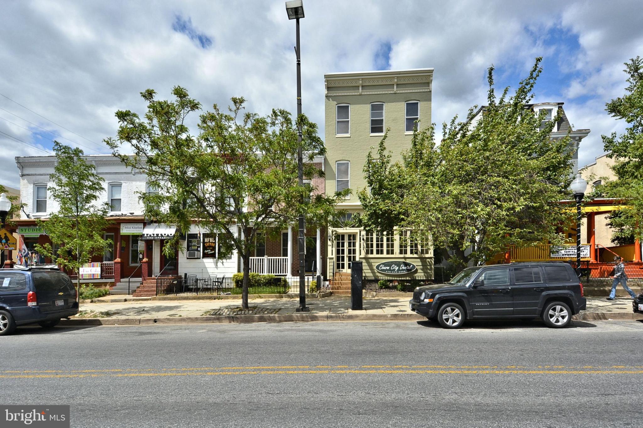 3426 Chestnut Ave