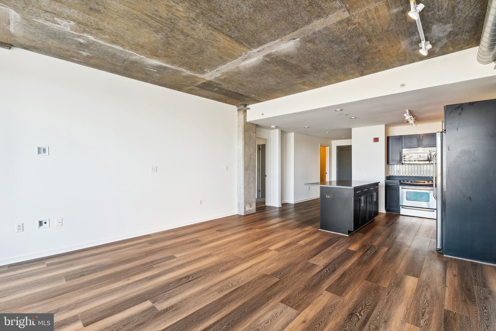 1200 Steuart St #429