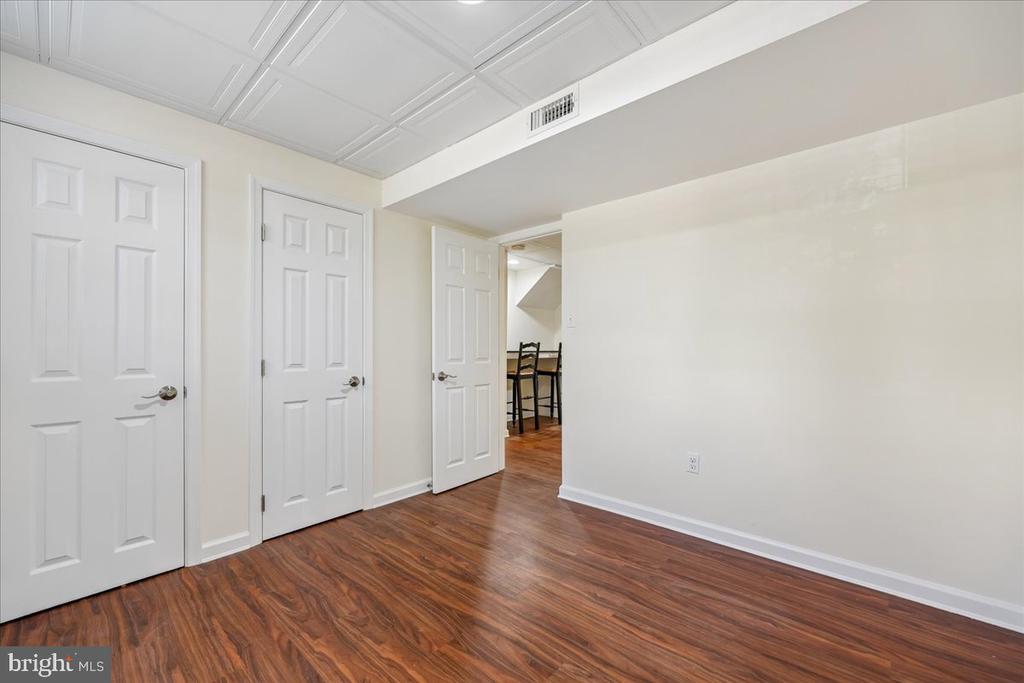 5481 PRINCE WILLIAM COURT