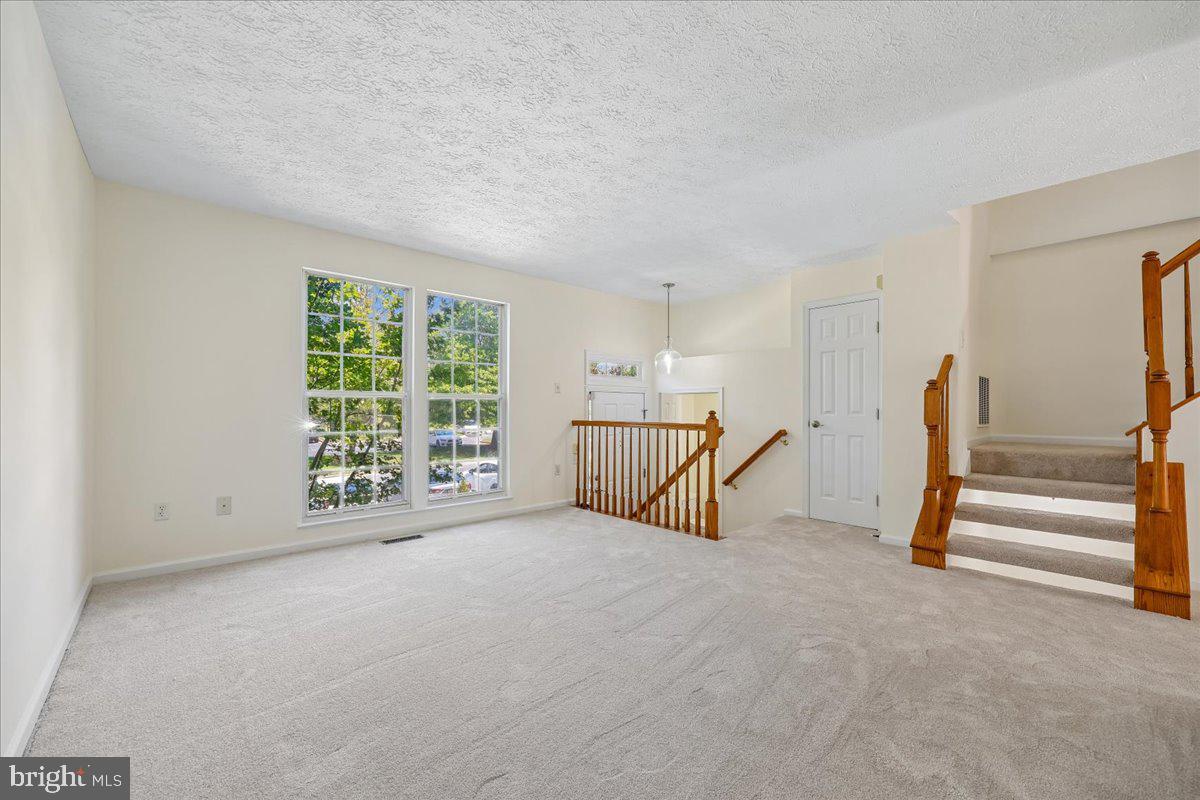 5481 PRINCE WILLIAM COURT