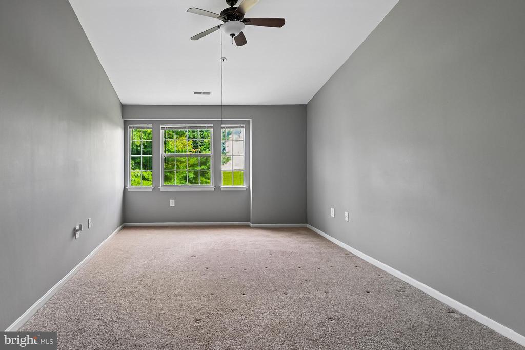 8371 MONTGOMERY RUN ROAD Unit: K