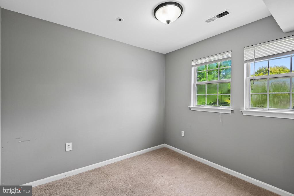 8371 MONTGOMERY RUN ROAD Unit: K