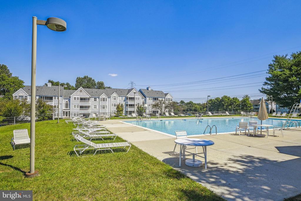8371 MONTGOMERY RUN ROAD Unit: K