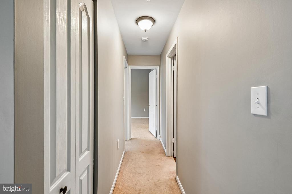 8371 MONTGOMERY RUN ROAD Unit: K