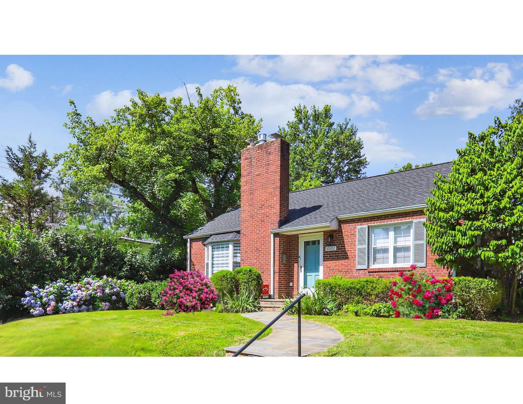 10102 Crestwood Rd