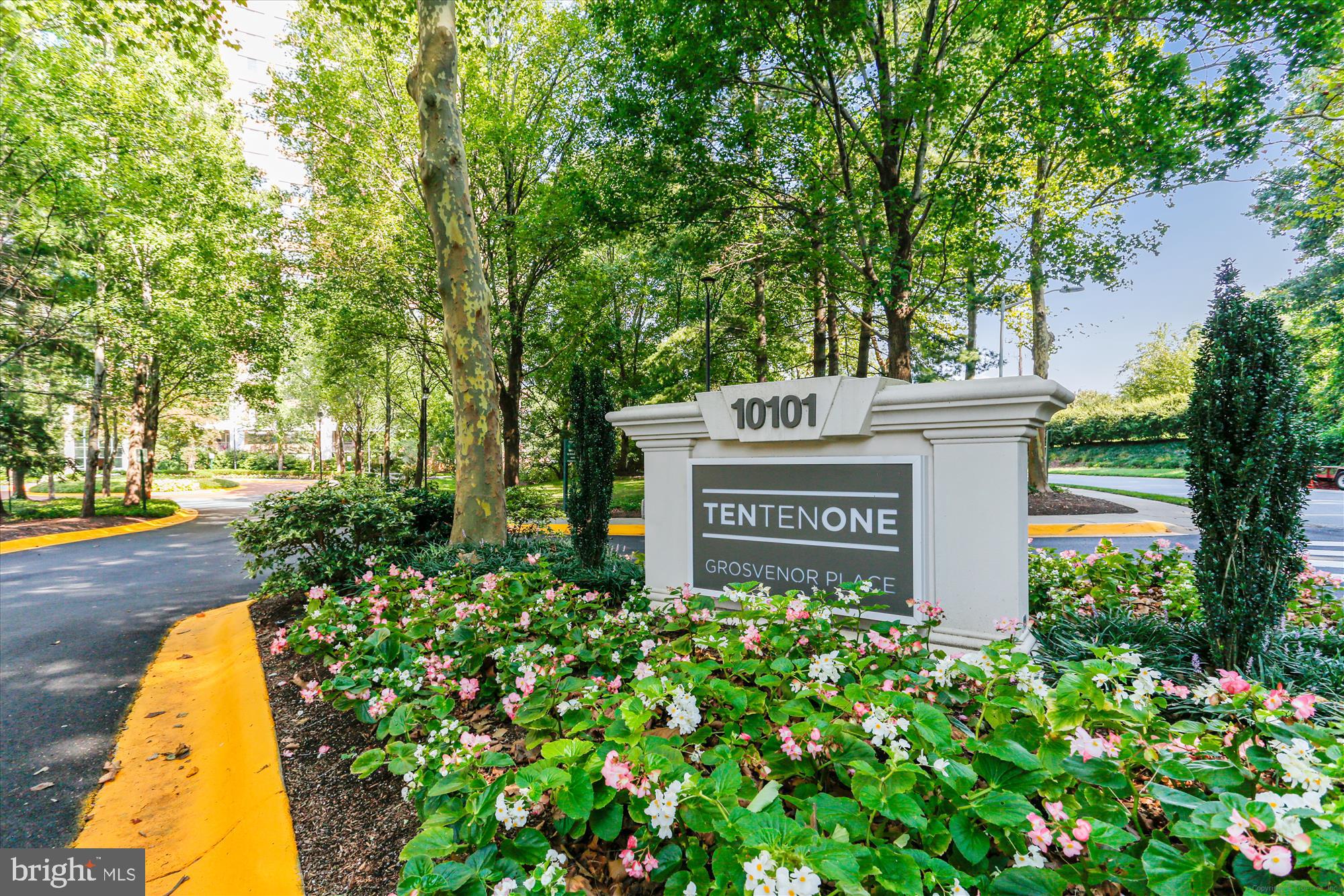 10101 Grosvenor Pl #1117