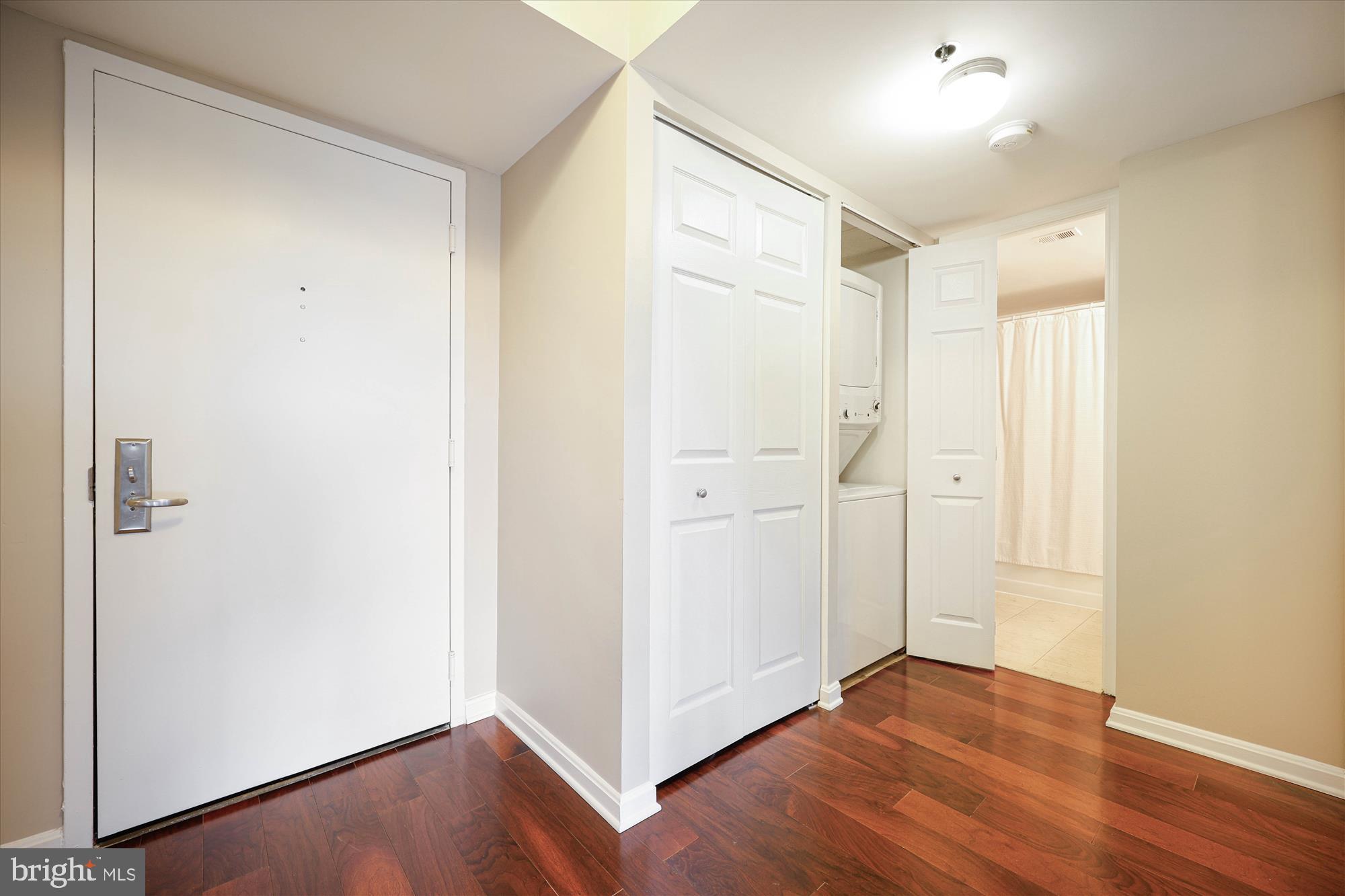 10101 Grosvenor Pl #1117