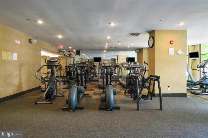 10101 Grosvenor Pl #1117