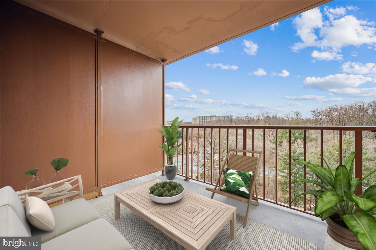 10101 Grosvenor Pl #1117