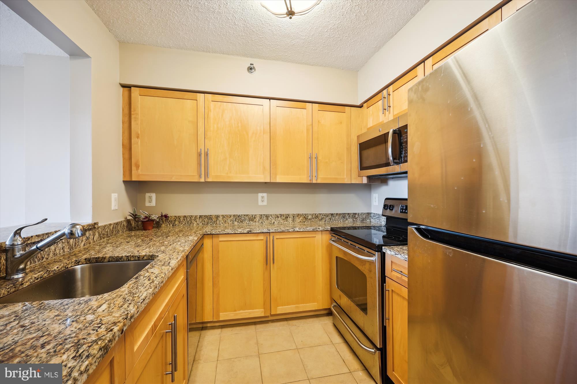 10101 Grosvenor Pl #1117