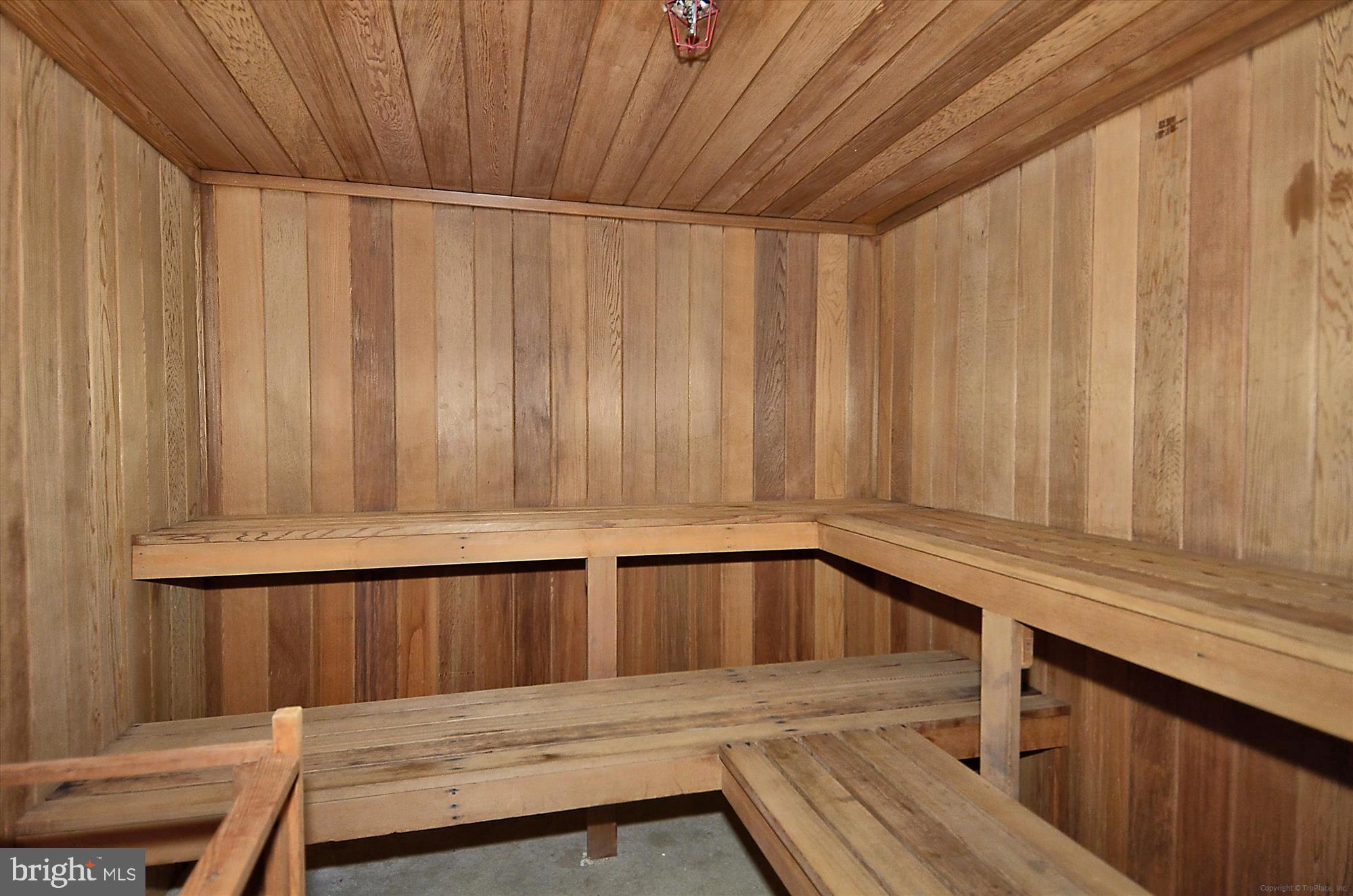 10101 Grosvenor Pl #1117