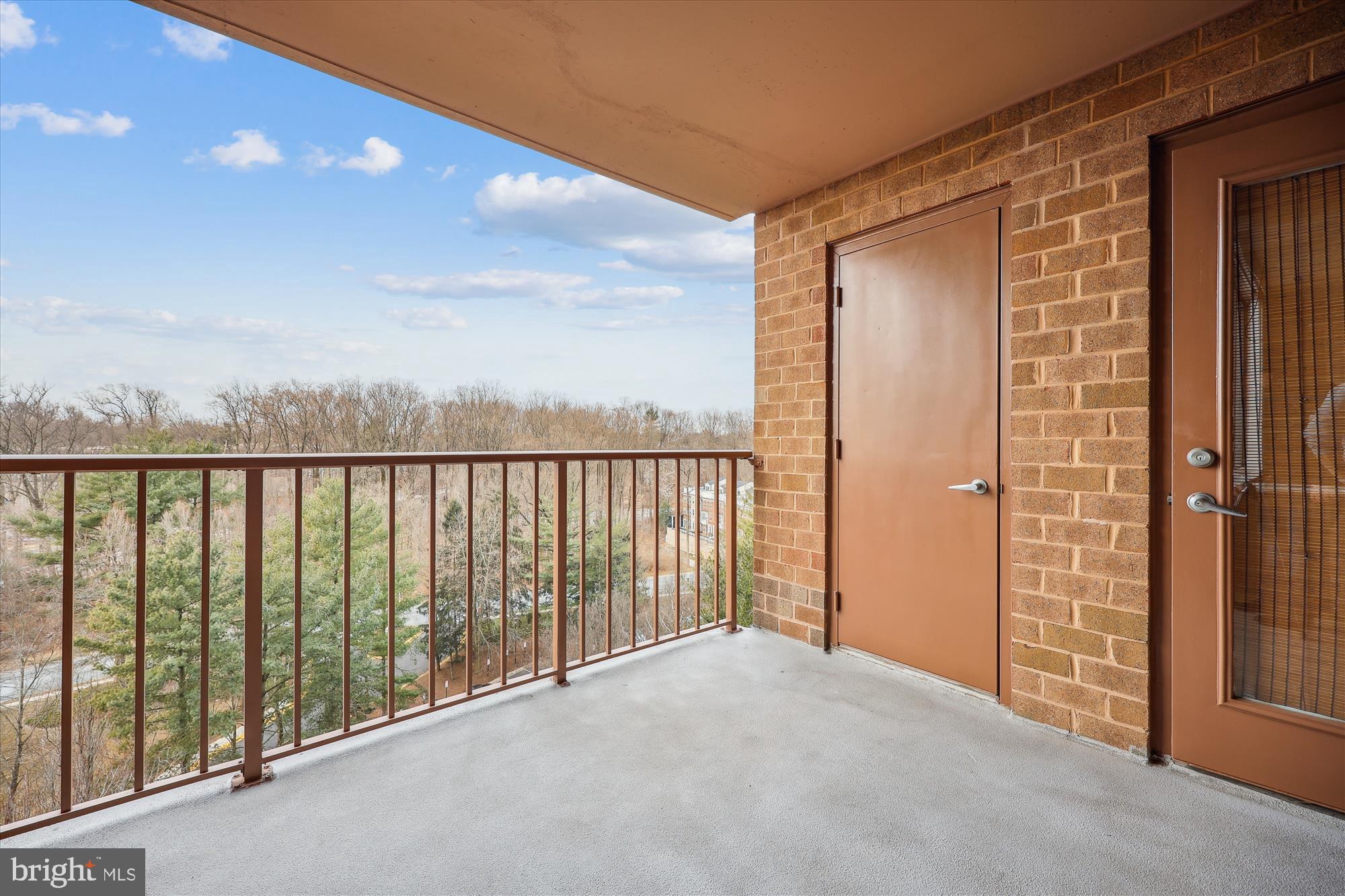 10101 Grosvenor Pl #1117