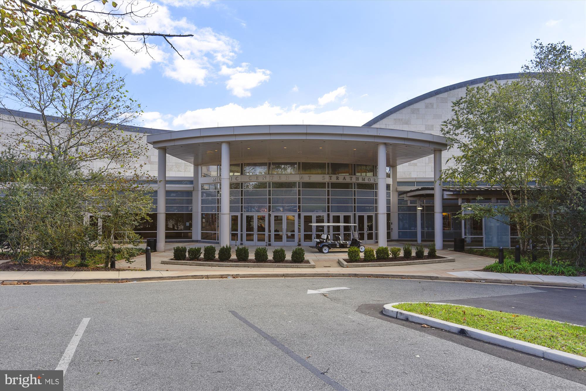 10101 Grosvenor Pl #1117