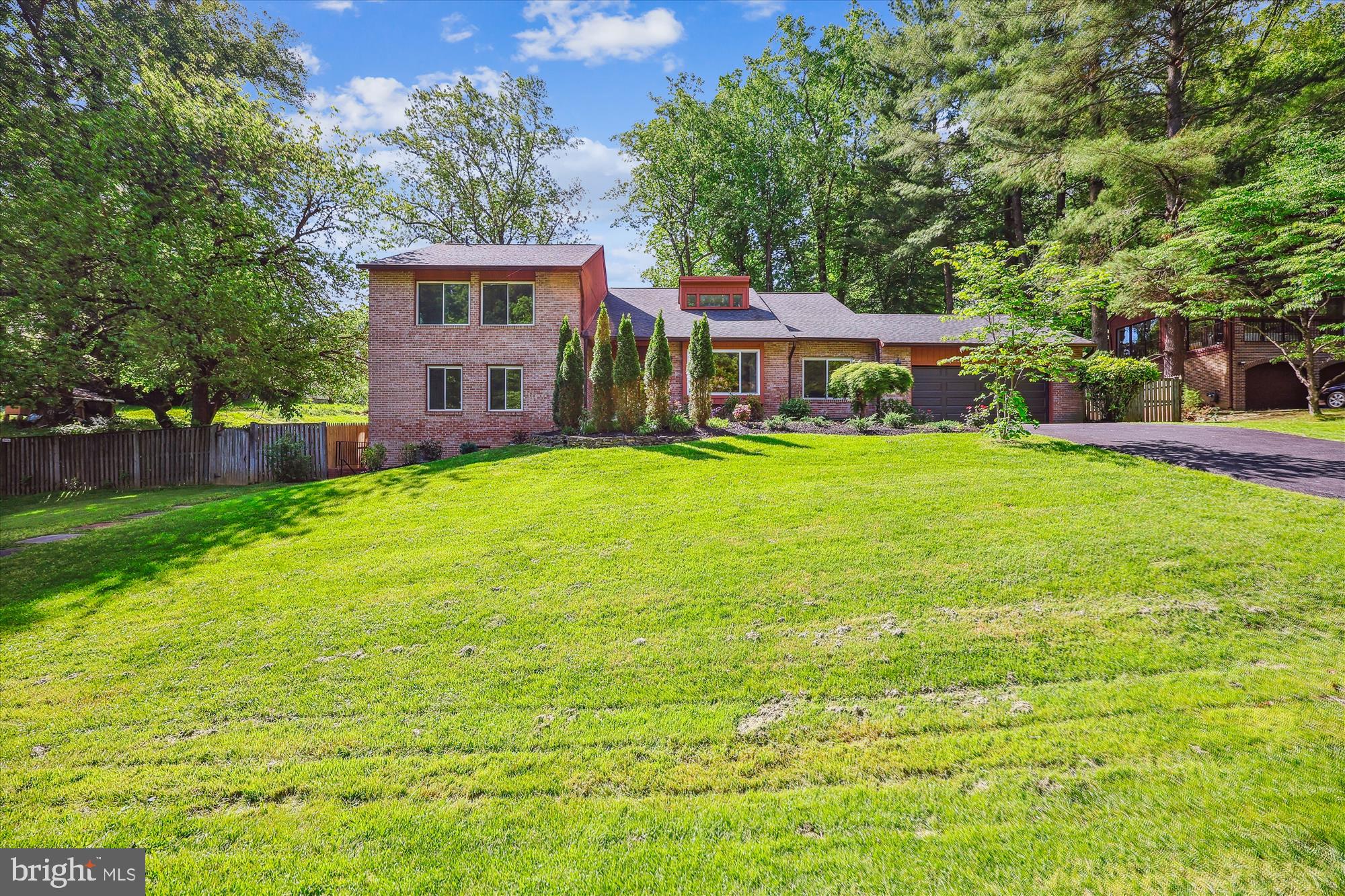 7916 Cypress Grove Ln