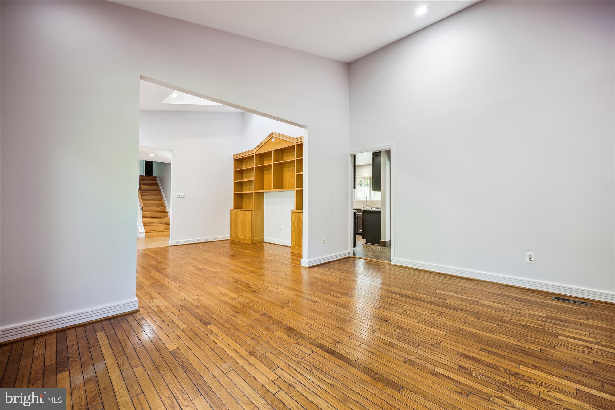 7916 Cypress Grove Ln