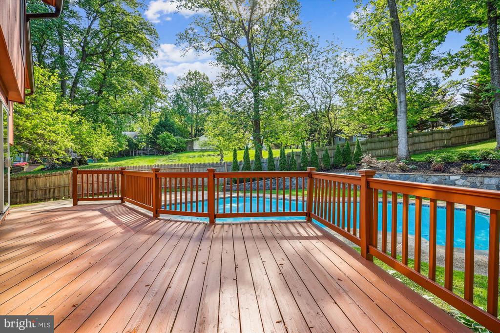 7916 Cypress Grove Ln