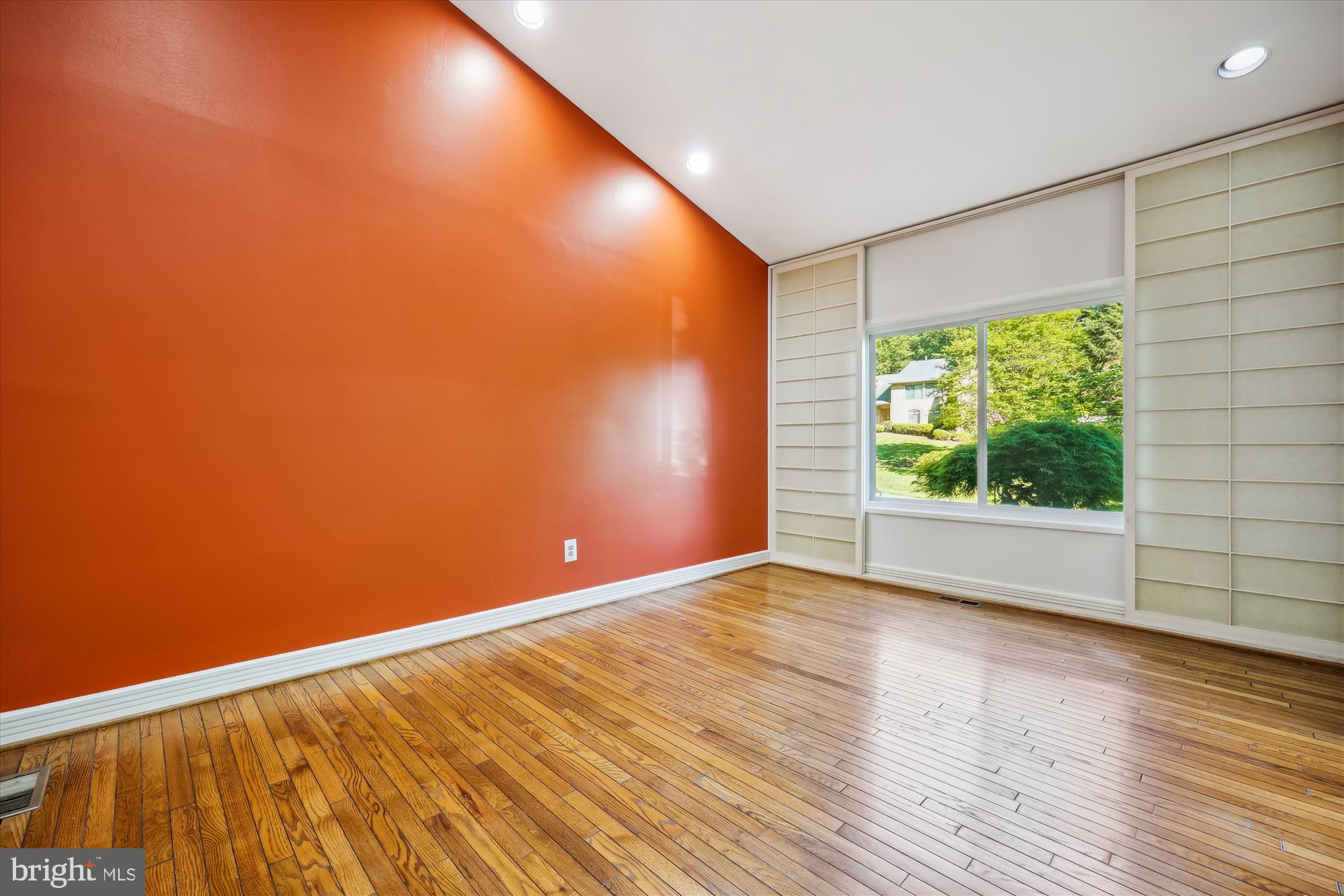 7916 Cypress Grove Ln