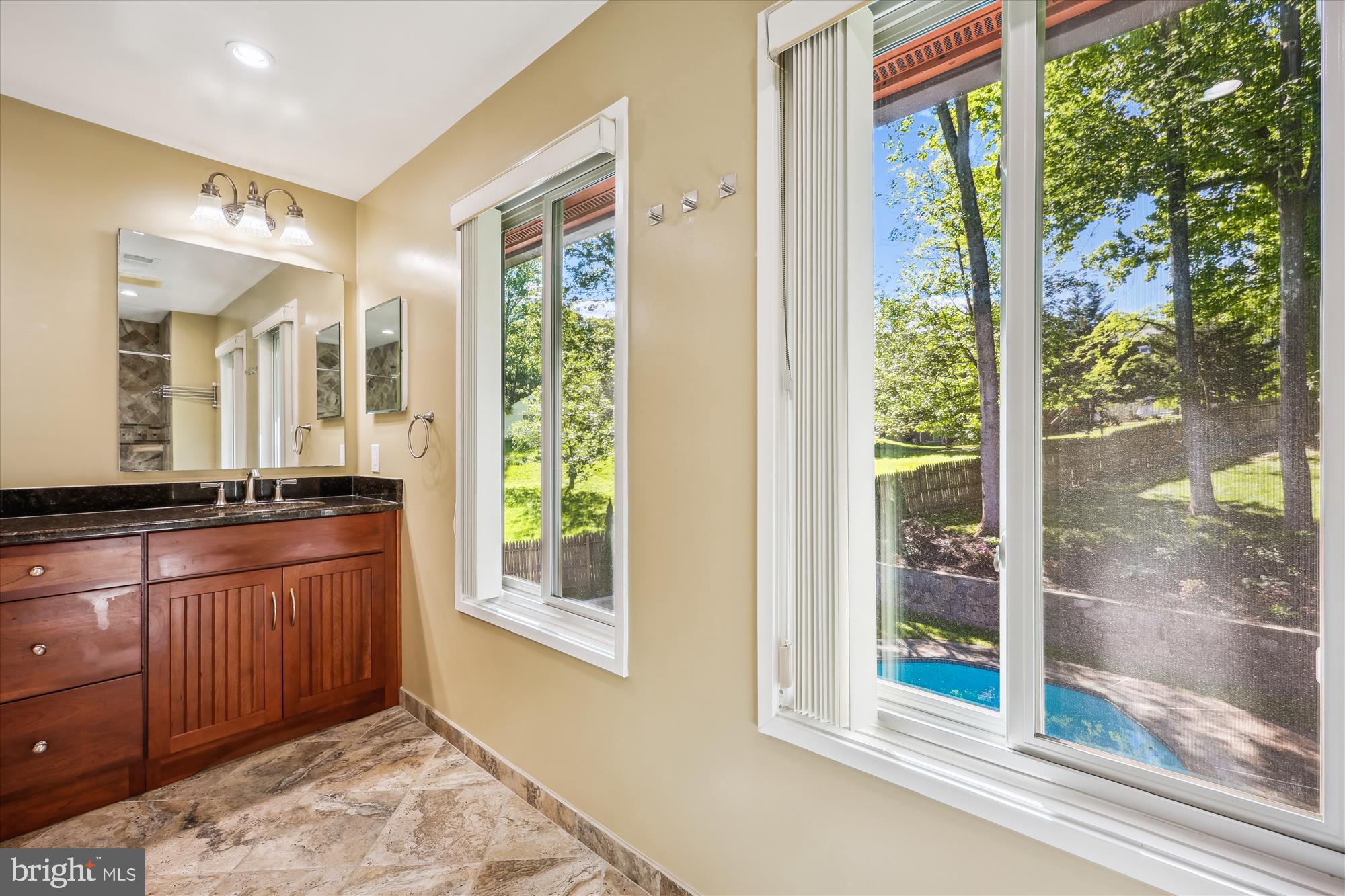 7916 Cypress Grove Ln