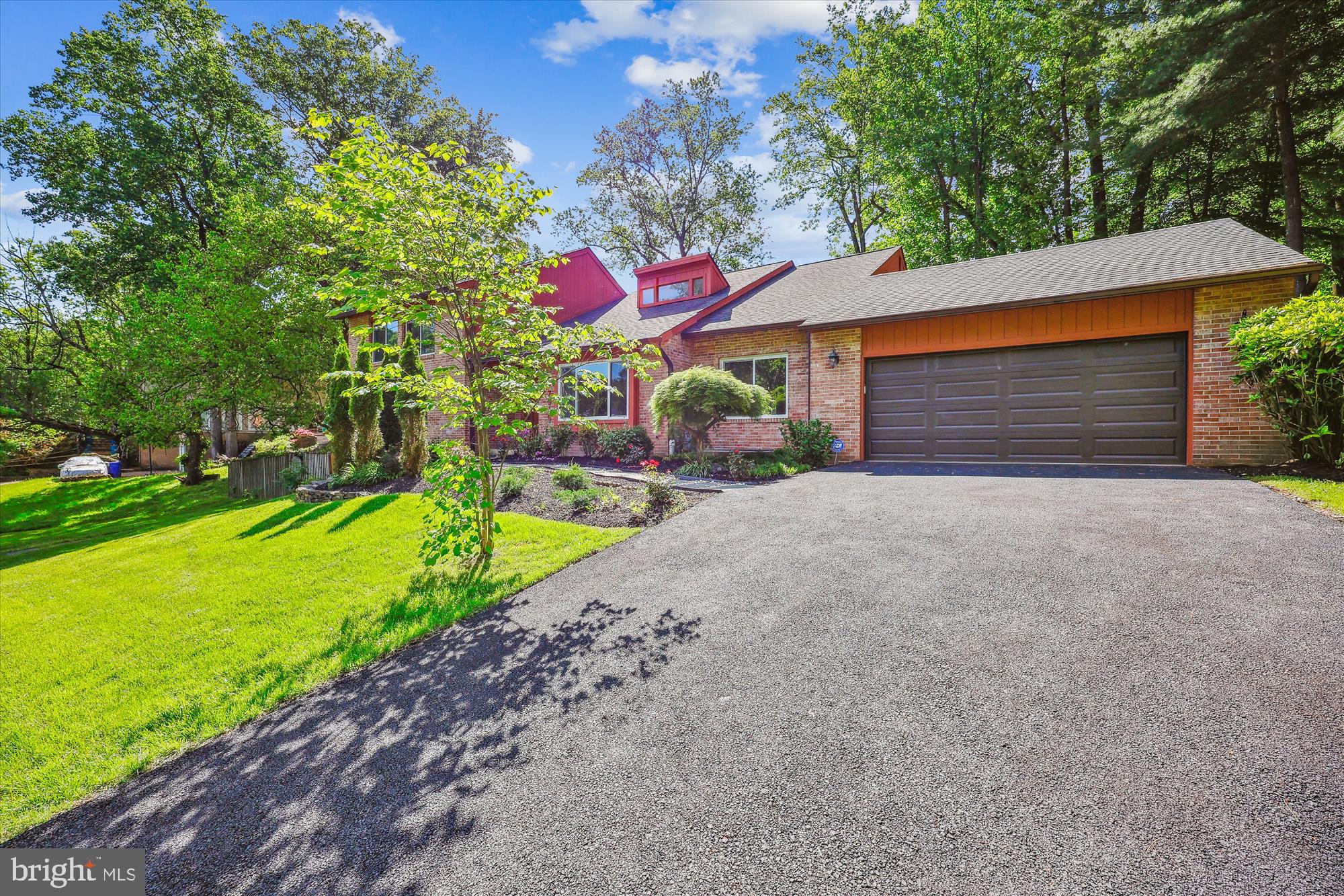 7916 Cypress Grove Ln