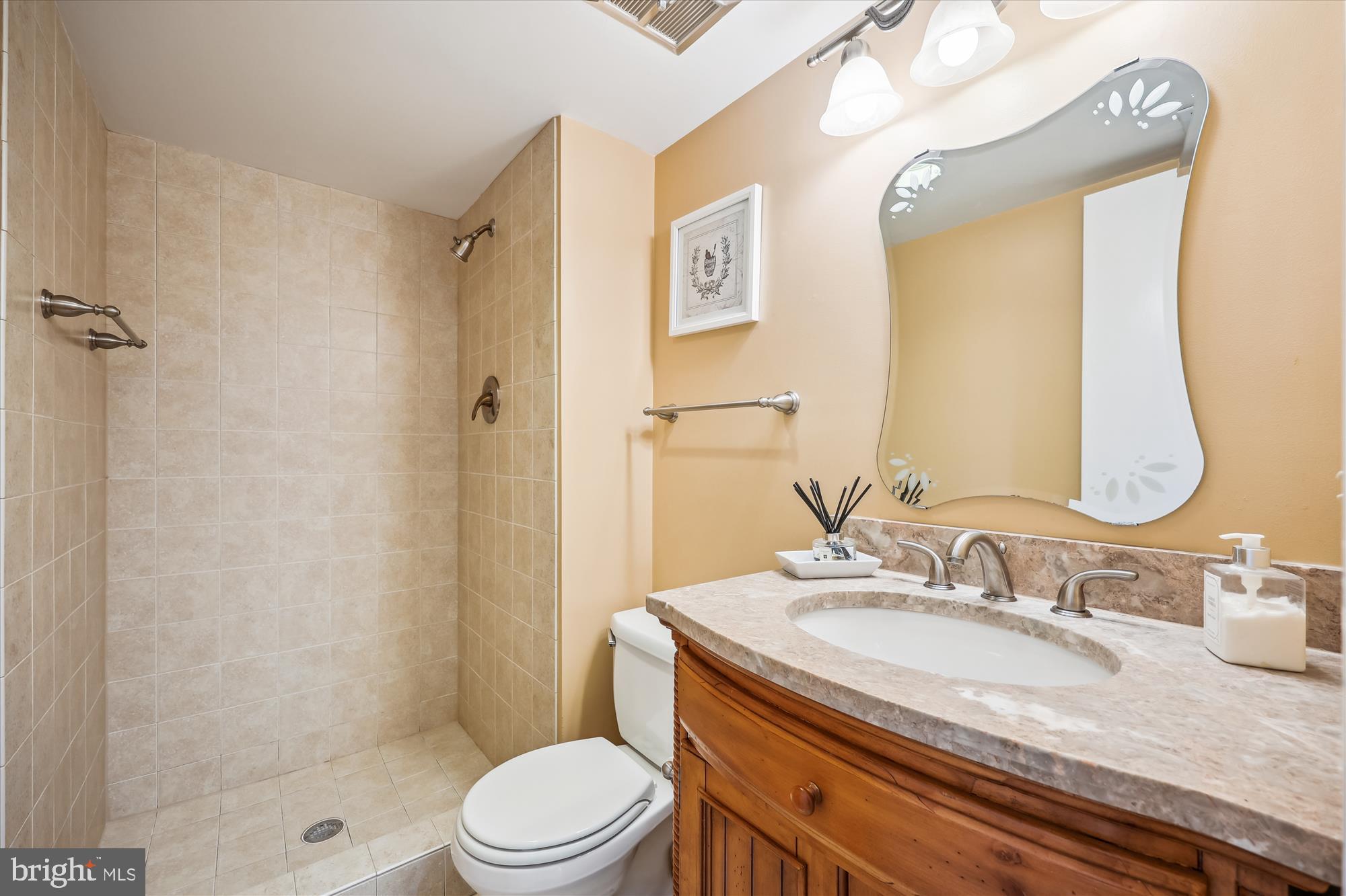 7916 Cypress Grove Ln