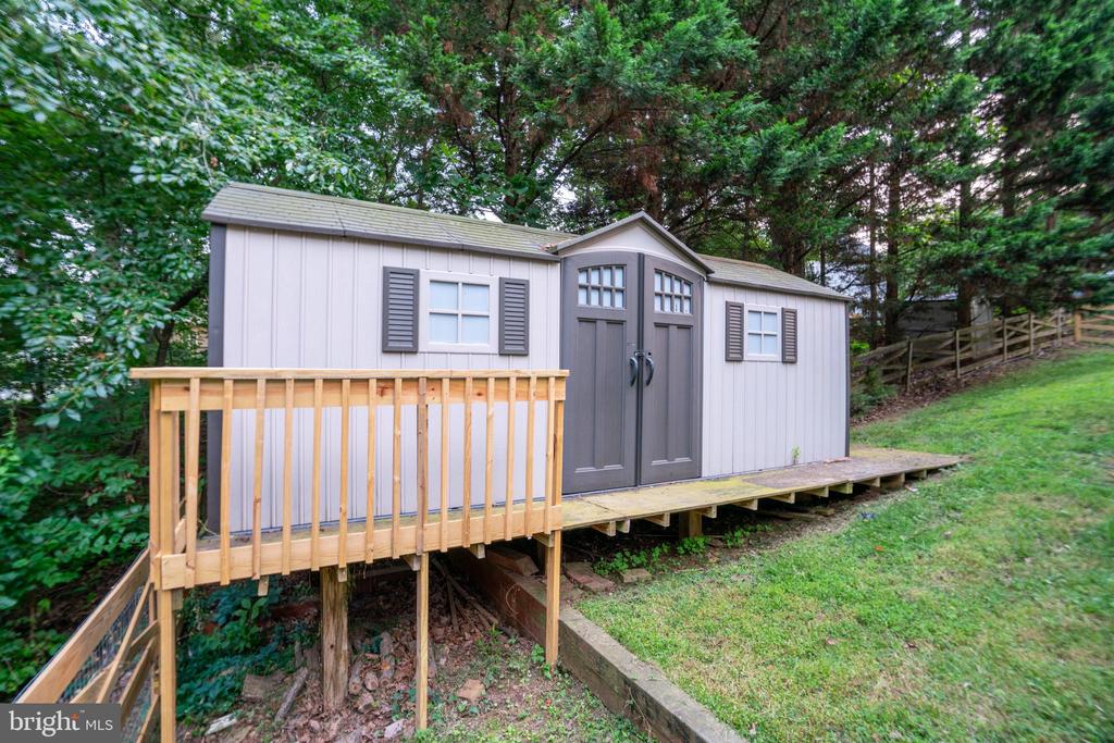 11424 NEELSVILLE CHURCH ROAD