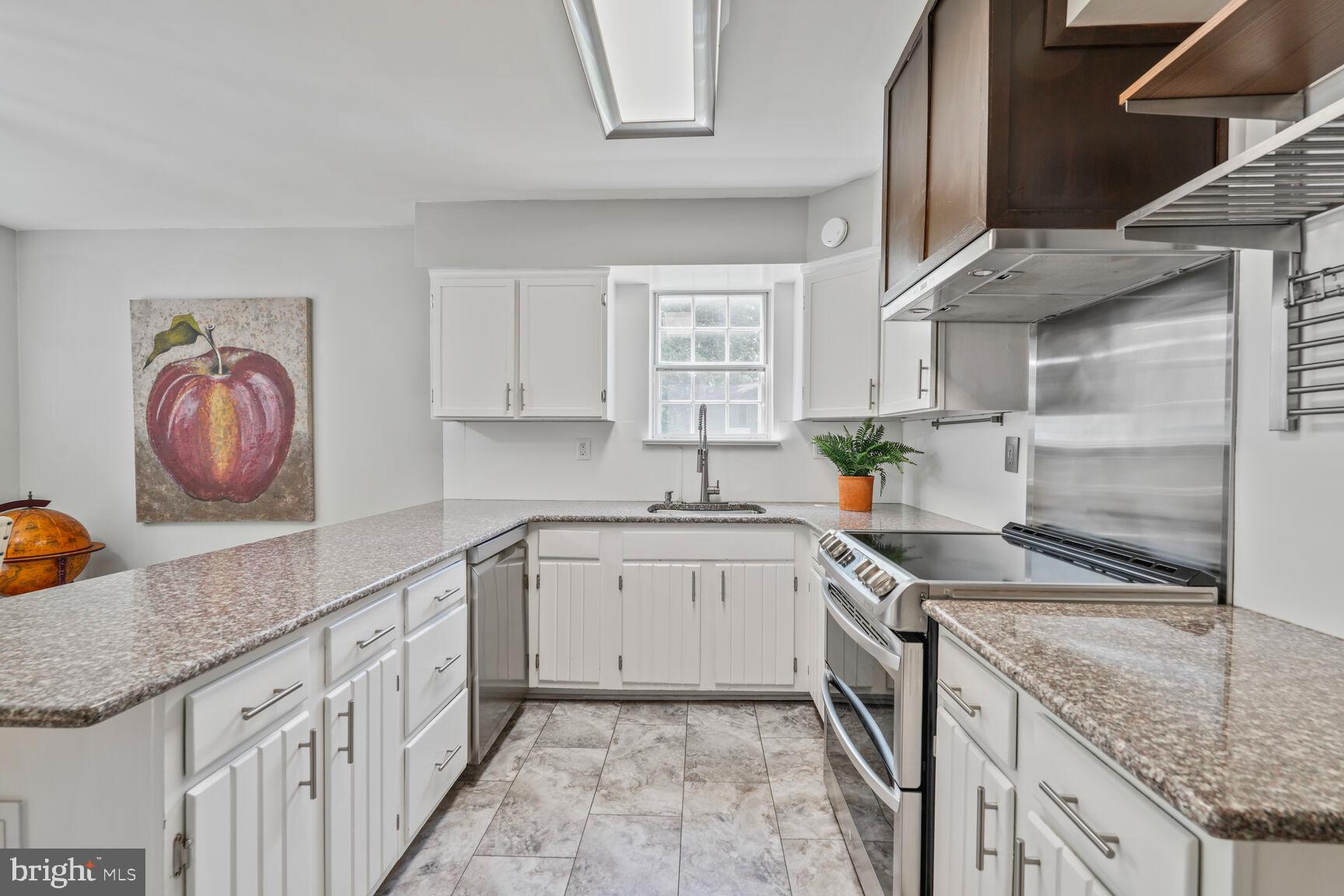11806 Kimberly Woods Ln