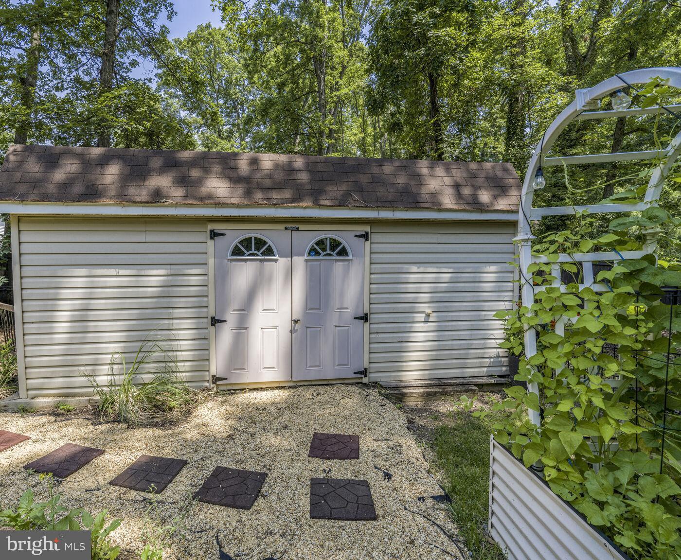 11806 Kimberly Woods Ln