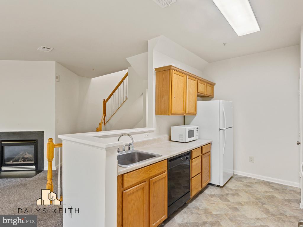 14407 HAMPSHIRE HALL COURT Unit: G-1004