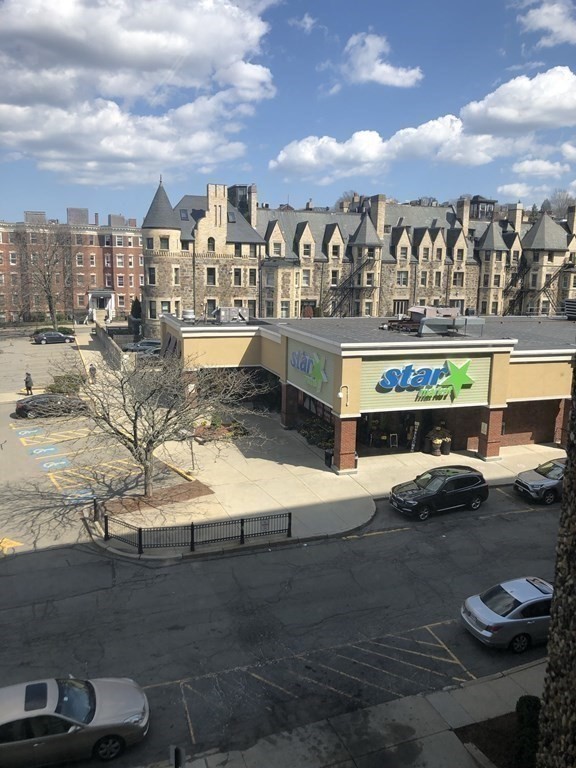 1731 Beacon St # 520