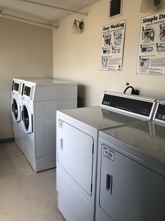 1731 Beacon St # 520