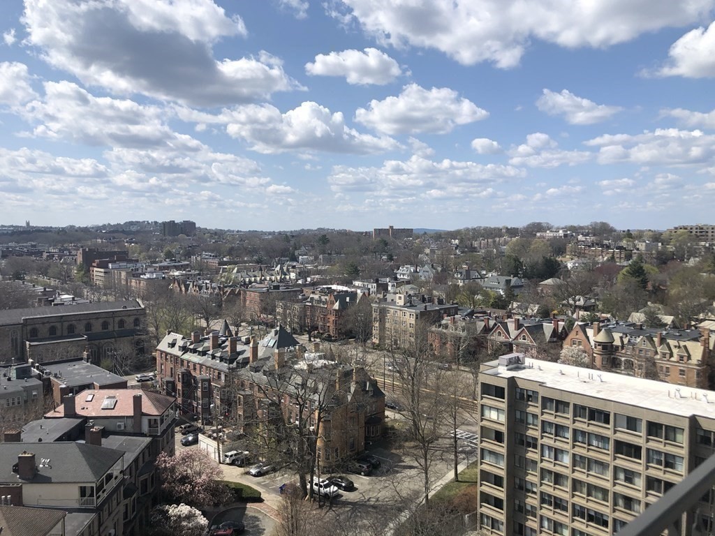 1731 Beacon St # 520